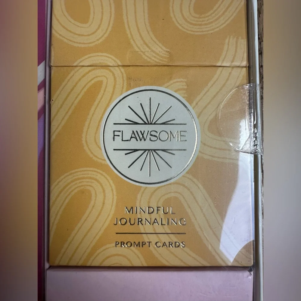 NEW Flawsome Gratitude  Journal 194 pgs w/ 50 Writing Prompt Cards Gift Set